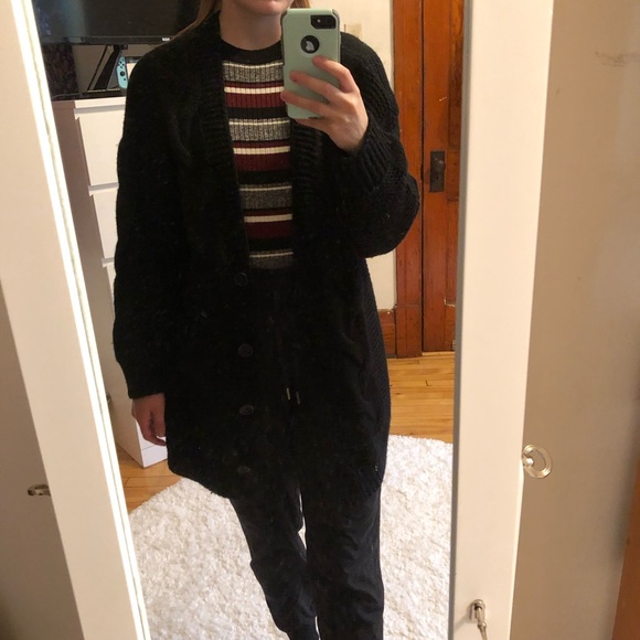 Oversized Knit Cardigan - Picture 3 of 4